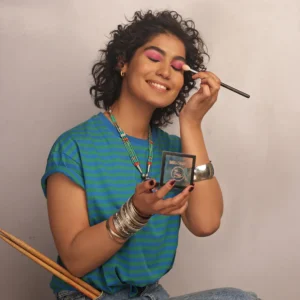 Fantasy 9 In 1 Eyeshadow Palette in Pakistan by Rivaj with 9 pigmented shades